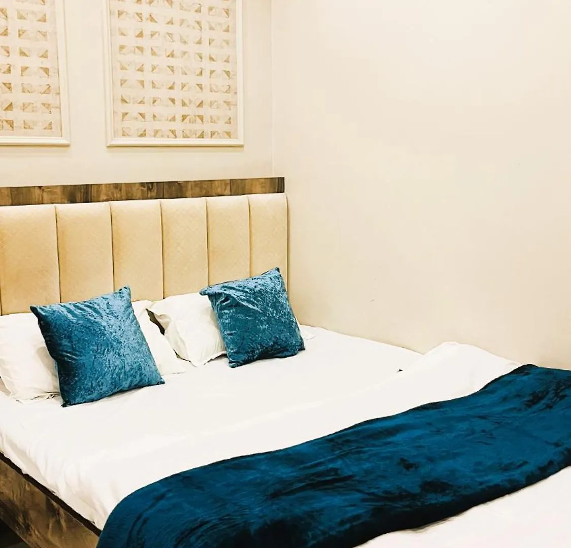 Suman Paying Guest House Varanasi